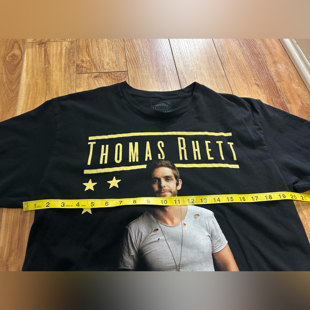 Thomas Rhett Tour T-Shirt - Picture 6 of 7